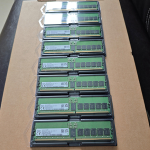 SK HYNIX DDR5 Desktop <b>Memory</b> <b>Stick</b>, Small Green Module, High Quality Adie M-Series Chips, HMCG88AGBRA 5600MHz 32GB Stock Server - Product Image 4