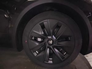 Cache-moyeu de roue de remplacement noir mat aérodynamique de 19 pouces pour Model Y 2020-2023 - Product Image 5