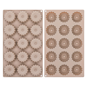 Molde de Silicona para Hornear con Forma de Flor de Margarita de 15 Eslabones para Chocolate y Helado - Product Image 5