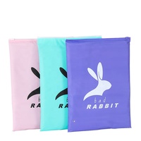 Refermable poly curseur ziplock givré t-shirt sac à fermeture éclair givré vêtements stockage ziplock sac 30 40 personnalisé mat sac à glissière