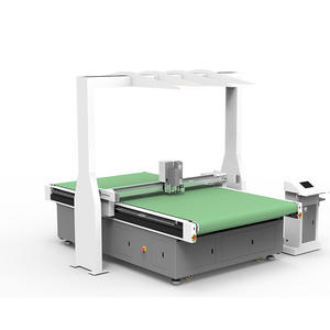 Yuchen Nuevo Plotter de Corte con Cuchilla Oscilante, Máquina de Corte Digital de Cama Plana para Cuero con Tipografía Automática - Product Image 4