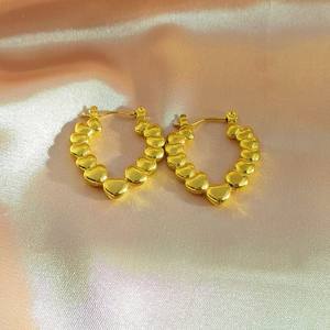 ต่างหูไทเทเนียมชุบทอง18K สำหรับผู้หญิงดีไซน์ทันสมัยเป็นมิตรกับผิวสำหรับธุรกิจขายคืน - Product Image 6