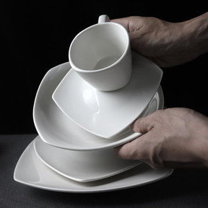 Set d'assiettes blanches pour cuisine, grès cérame <span class=keywords><strong>design</strong></span> personnalisé turc, assiettes carrées en céramique pour restaurant et hôtel - Product Image 6