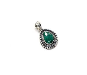 Colgante de Berilo Verde Estilo Vintage, Joyería Hecha a Mano en Plata de Ley 925, Regalo de Diseñador para Mujer, Proveedor Mayorista de Joyería - Product Image 1