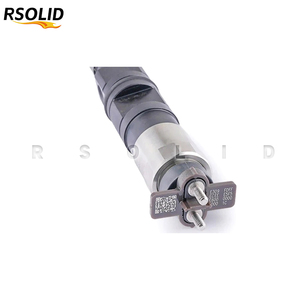 หัวฉีดน้ำมันดีเซล Rsoliddiesel 095000-6490 DZ100217 Denso CR สำหรับรถแทรกเตอร์จอห์นเดียร์ 7430 อะไหล่เครื่องจักรก่อสร้างคุณภาพสูง ระบบเชื้อเพลิง - Product Image 5