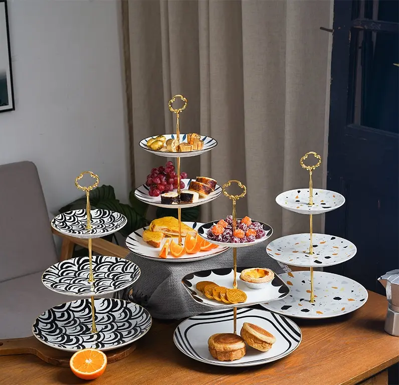 Stand Cupcake Makanan Penutup Eropa Multi Gaya Kue 3 Tingkat Berdiri Kue Keramik Berdiri untuk Kue Pernikahan