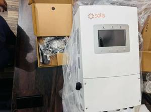 Nuevo S6-EH3P15K02-NV-YD-L 8Kw Híbrido de Bajo Voltaje para Almacenamiento de Energía, Salida Única, IP66, 99.9% de Eficiencia, Onda Sinusoidal Pura - Product Image 3
