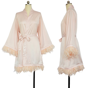 Robes <span class=keywords><strong>Kimono</strong></span> de Luxe <span class=keywords><strong>en</strong></span> <span class=keywords><strong>Soie</strong></span> et Satin à Plumes Unies pour Femmes, Grandes Tailles, Styles Longs et Courts, Robes de Mariée et Demoiselle d'honneur, Peignoirs Doux pour le Matin – Vente <span class=keywords><strong>en</strong></span> Gros - Product Image 5