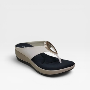 Sandales confortables pour femmes à entre-doigts, élégantes, à talon compensé, à enfiler, mode décontractée, pour usage quotidien, intérieur et extérieur, avec coussinets souples - Product Image 1