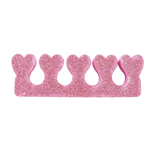 فاصل أصابع القدم الواقي لصالونات التجميل، فاصل ناعم من الفوم على شكل قلب بألوان مخصصة - Product Image 1