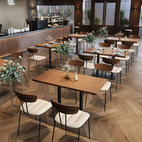 Ensemble table et chaises en bois massif et cuir PU au design moderne, durable, facile à nettoyer, mobilier de salle à manger pour restaurant