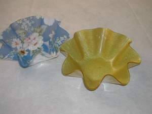 Cuenco decorativo artístico de resina, ideal para la decoración de mesas de centro, con un moderno patrón de colores abstractos, hecho a mano con gran belleza. - Product Image 2