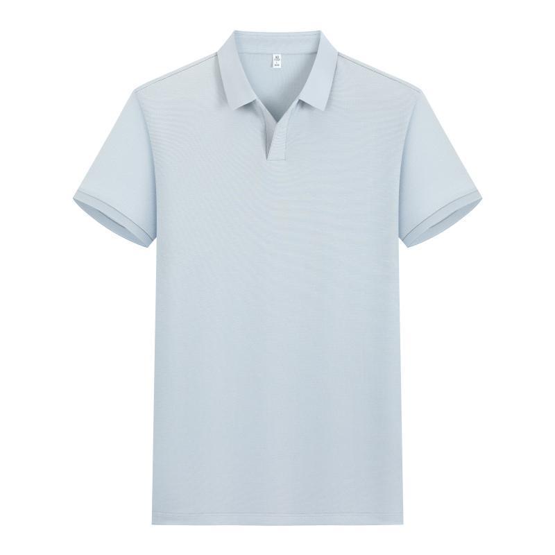 เมฆและน้ำสีฟ้า