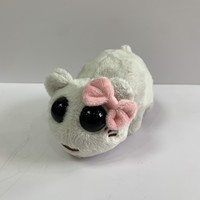 Peluche populaire du hamster triste avec bouton poussoir intégré pour faire un meme, avec de grands yeux et un nœud rose