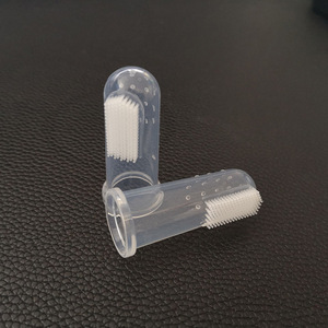 Cross-border <b>pet</b> supplies, finger cleaning toothbrush, <b>pet</b> tartar removal and stain removal silicone finger sleeves, cleaning - Product Image 2