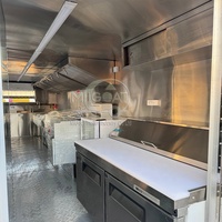 Remorque alimentaire commerciale noire personnalisable à double essieu, kiosque mobile de restauration rapide avec personnalisation pour la restauration en centre commercial et les événements en plein air