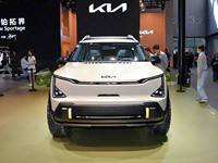 Kia EV5 2024, SUV compact électrique pur, grande autonomie, confort tout-terrain, conduite à gauche