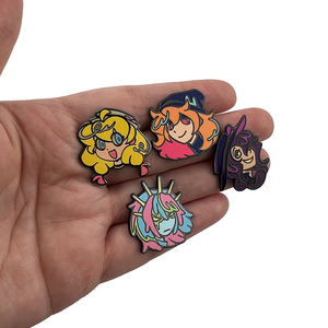 Fornitore all'ingrosso di spille a croce in metallo lucido, spille glitterate, spille rigide anime, spille personalizzate in smalto, spille cartoon - Product Image 3