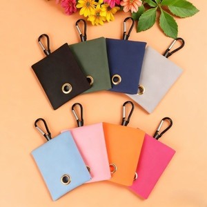 Venta al por mayor de bolsas personalizadas de lona multicolor para caca de perro Cierre de botón portátil dispensador de bolsas de basura para mascotas para actividades al aire libre - Product Image 1