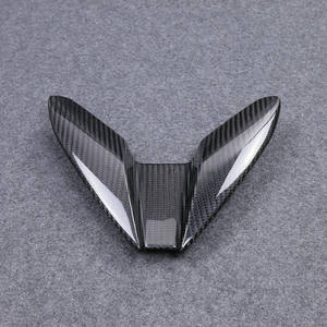 Guardabarros Delantero y Trasero de Fibra de Carbono para Motocicleta CFMOTO Chunfeng 800NK Xiling+, Accesorios de Modificación - Product Image 2