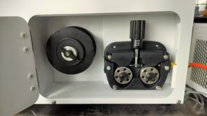 Saldatrice Laser Portatile Integrata in Metallo da 1500W con Sistema di Raffreddamento ad Aria - Product Image 3