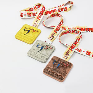 Fabricants de médailles Prix d'activités de conception en gros Médailles commémoratives en métal doré Sports Médailles ouvertes françaises personnalisées - Product Image 2