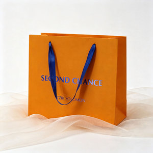 Su misura ad alta precisione sacchetti di carta verde grigio <span class=keywords><strong>borse</strong></span> della spesa stampa Offset avorio piatto per scarpe abbigliamento cravatte sacchetti regalo - Product Image 2