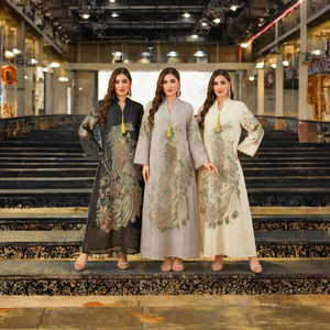 Abaya de poliéster bordada elegante y resistente para mujer, de longitud hasta el tobillo, estilo colgante, holgada y cómoda, novedad de verano transfronteriza. - Product Image 2
