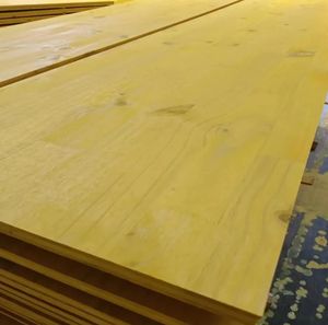 Panneaux de contreplaqué marine imperméables 3 plis jaunes AA Wholesale 18/21/27mm avec âme en épicéa/abriquet/pin pour coffrage en béton - Product Image 4