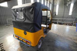 Motocyclette à trois roues de loisirs avec side-car, carrosserie fermée, 6 passagers, Dongdao 2000W, certifiée CEE - Product Image 6
