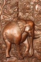 Décoration murale encadrée en laiton plaqué or, motif éléphant en relief, style Feng Shui moderne, faite à la main, pour la décoration intérieure