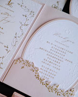 Cartes d'invitation de mariage de luxe gaufrées et estampées à chaud, découpées sur mesure, en papier velours épais, impression numérique, fabriquées en Chine