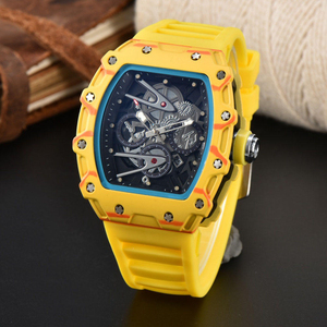 Reloj de cuarzo multicolor con esqueleto, correa de caucho, forma de barril, reloj para hombre, reloj casual para hombre, reloj de cuarzo de alta calidad. - Product Image 3