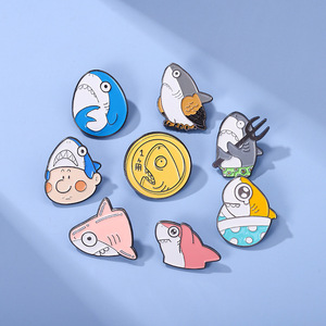 Broche de Tubarão Engraçado em Estilo Cartoon, Presente para Crianças e Amigos, Joias de Moda - Product Image 1