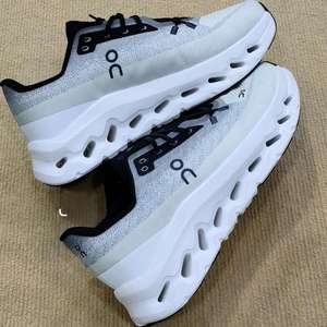 Nuove <span class=keywords><strong>Scarpe</strong></span> <span class=keywords><strong>da</strong></span> Corsa Cloudtilt 2025, Comode, Leggere, Traspiranti, Antiscivolo, Unisex, Modello Low-top - Product Image 2