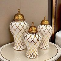 Vase à fleurs en céramique de luxe moderne européen avec électrodéposition, décoration de table écologique pour la maison, l'hôtel, l'anniversaire