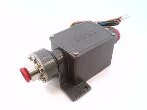 EN PROMOCIÓN SOR 4BA-KB4-M5-C2A-TTPKC1 Interruptor a Prueba de Explosiones, Herméticamente Sellado - Product Image 1