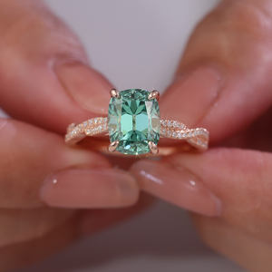 Anillo de moissanita verde de corte de mina antigua con cojín alargado de 4CT de piedra principal personalizada, anillo chapado en oro rosa de plata de ley 925 - Product Image 4