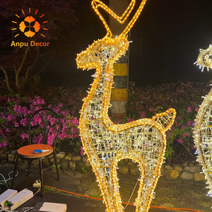 Düşük fiyat açık lüks ışıklı ışıklı noel dekorasyon su geçirmez 3D <span class=keywords><strong>LED</strong></span> noel ren geyiği Motif ışık