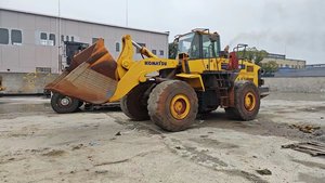 Cargadora de Ruedas Pesada Komatsu Wa500-6 Fabricada en Japón, Pintura Original Komatsu, Cargadora de 9 Toneladas Wa500, 5.0cbm, Precio Bajo en China - Product Image 6