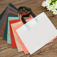 Sacs en plastique imprimés personnalisés sac fourre-tout PE-BD recyclable avec logo emballage shopping