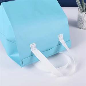 Sac isotherme jetable en aluminium non tissé pour livraison de repas à emporter, motif lettre, vente en gros - Product Image 3