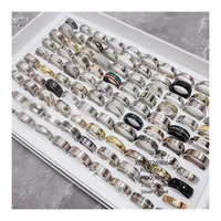 Bagues de cocktail simples en acier inoxydable 316L plaqué argent tendance pour hommes, coffret cadeau aléatoire pour fête