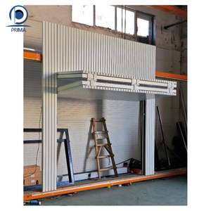 <span class=keywords><strong>Porte</strong></span> moustiquaire automatique à panneau sectionnel moderne en aluminium et <span class=keywords><strong>bois</strong></span> pour <span class=keywords><strong>2</strong></span> <span class=keywords><strong>voitures</strong></span> avec fenêtres - Product Image 4