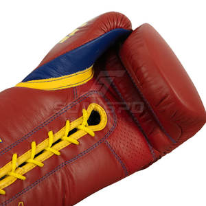 Venta caliente por encargo 8oz cuero con cordones guantes de boxeo patrón impreso de los fabricantes de Pakistán para las artes marciales - Product Image 5