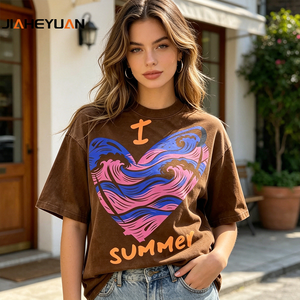 T-shirt in cotone pesante con lavaggio vintage, effetto distressed, vestibilità oversize, spalle scese, stile streetwear, manica corta, lavaggio acido, lavaggio neve - Product Image 3