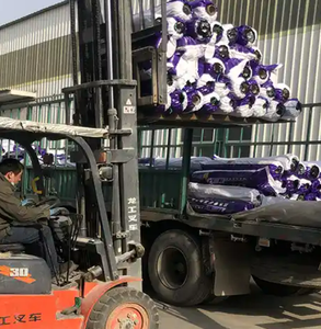 Feuille imperméable de toit de fer-PE, éco-sûr, réduction de la chaleur, modèle simple de pelage et de bâton - Product Image 2