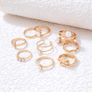 <span class=keywords><strong>2023</strong></span> nouvelle <span class=keywords><strong>bague</strong></span> simple <span class=keywords><strong>de</strong></span> luxe léger ensemble <span class=keywords><strong>de</strong></span> perles ensemble géométrique simple torsion paume ensemble <span class=keywords><strong>de</strong></span> neuf anneaux - Product Image 4