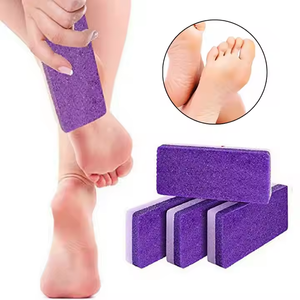 Pierre ponce double face 2-en-1 pour éliminer les callosités et les peaux mortes des pieds, des mains et du corps - Product Image 1