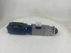 <span class=keywords><strong>DRE</strong></span> 4 K-4X <span class=keywords><strong>DRE</strong></span> 6 X-1X/310MG24-8NZ4M <span class=keywords><strong>DRE</strong></span> 4 K-4X/30G24-10K4M Vanne à cartouche proportionnelle Vanne de priorité manuelle hydraulique - Product Image 4